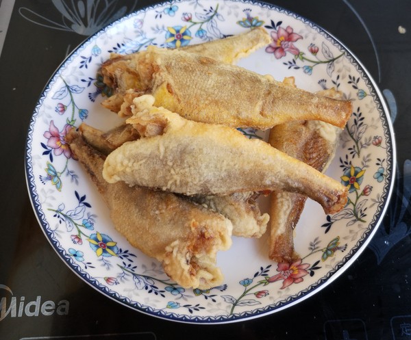 炸小黃魚的做法-咸鮮味炸菜譜