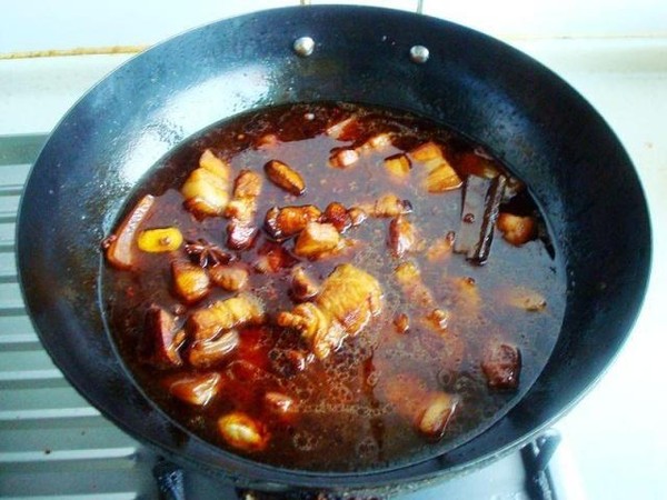 干扁豆紅燒肉的做法-家常味燒菜譜-易網(wǎng)健康養(yǎng)生網(wǎng) 干扁豆紅燒肉的做法-家常味燒菜譜