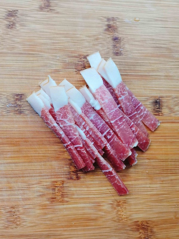 花菇火腿蒸雞的做法-咸鮮味蒸菜譜