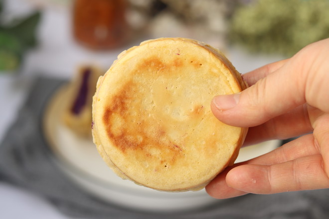 春節(jié)小吃-車輪餅的做法-甜味煎菜譜-易網(wǎng)健康養(yǎng)生網(wǎng) 春節(jié)小吃-車輪餅的做法-甜味煎菜譜
