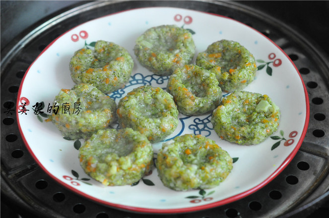 澆汁西藍花盞的做法-家常味蒸菜譜-易網(wǎng)健康養(yǎng)生網(wǎng) 澆汁西藍花盞的做法-家常味蒸菜譜