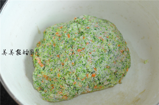 澆汁西藍花盞的做法-家常味蒸菜譜-易網(wǎng)健康養(yǎng)生網(wǎng) 澆汁西藍花盞的做法-家常味蒸菜譜