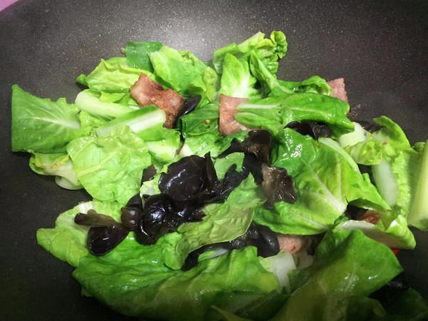 培根炒快菜的做法-咸鮮味炒菜譜-易網(wǎng)健康養(yǎng)生網(wǎng) 培根炒快菜的做法-咸鮮味炒菜譜