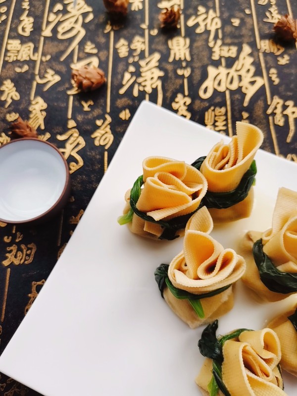 紅樓夢之豆腐皮包子的做法-咸鮮味蒸菜譜-易網(wǎng)健康養(yǎng)生網(wǎng) 紅樓夢之豆腐皮包子的做法-咸鮮味蒸菜譜
