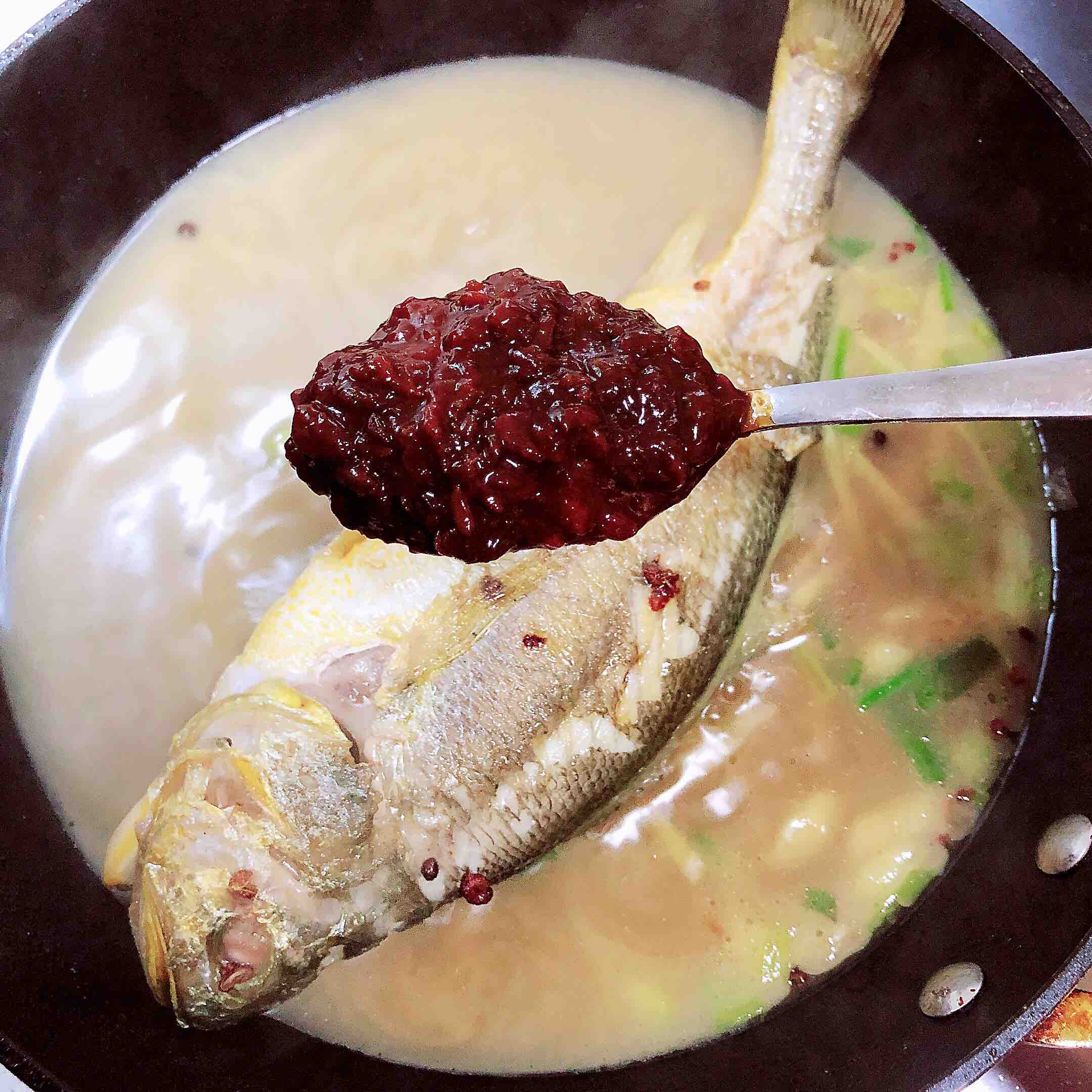 醬燜黃花魚的做法-咸鮮味燜菜譜-易網(wǎng)健康養(yǎng)生網(wǎng) 醬燜黃花魚的做法-咸鮮味燜菜譜