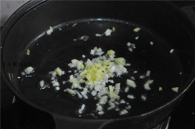 蒜香鴨血的做法-家常味燒菜譜-易網(wǎng)健康養(yǎng)生網(wǎng) 蒜香鴨血的做法-家常味燒菜譜