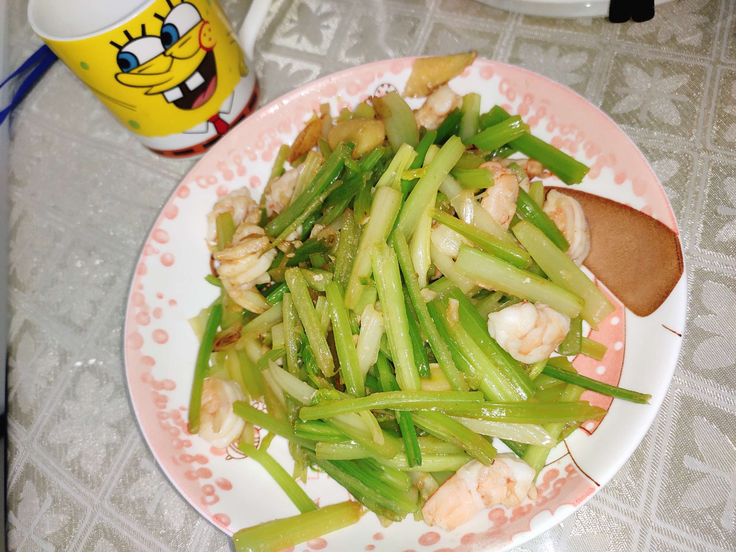 芹菜蝦仁的做法-咸鮮味炒菜譜-易網健康養生網 芹菜蝦仁的做法-咸鮮味炒菜譜