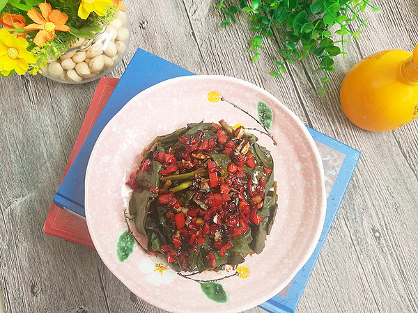 涼拌魚腥草的做法-家常味拌菜譜-易網健康養生網 涼拌魚腥草的做法-家常味拌菜譜