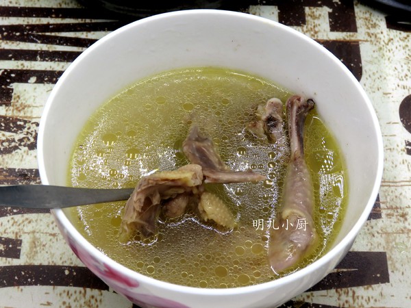 鴿子湯的做法-家常味煮菜譜-易網(wǎng)健康養(yǎng)生網(wǎng) 鴿子湯的做法-家常味煮菜譜