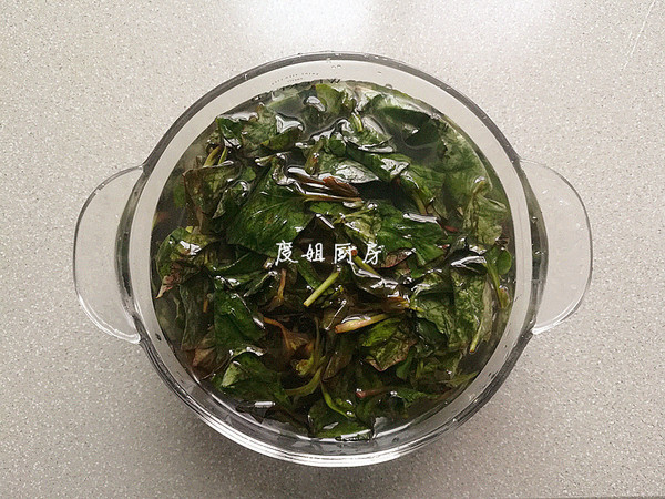 涼拌魚腥草的做法-家常味拌菜譜-易網健康養生網 涼拌魚腥草的做法-家常味拌菜譜
