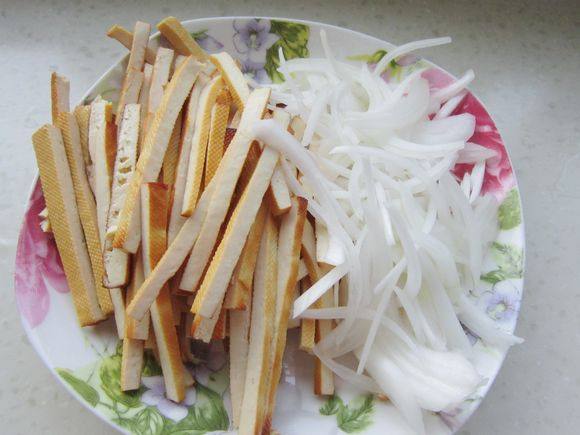 干鍋牛肚的做法-香辣味炒菜譜