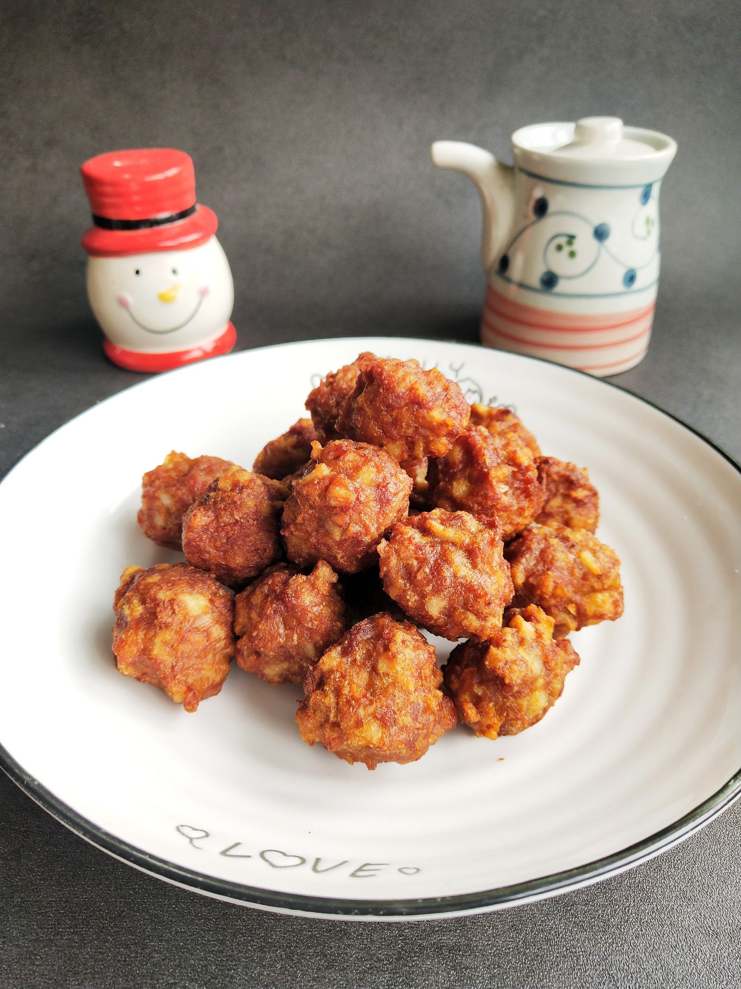 蓮藕牛肉丸的做法-家常味炸菜譜-易網健康養生網 蓮藕牛肉丸的做法-家常味炸菜譜