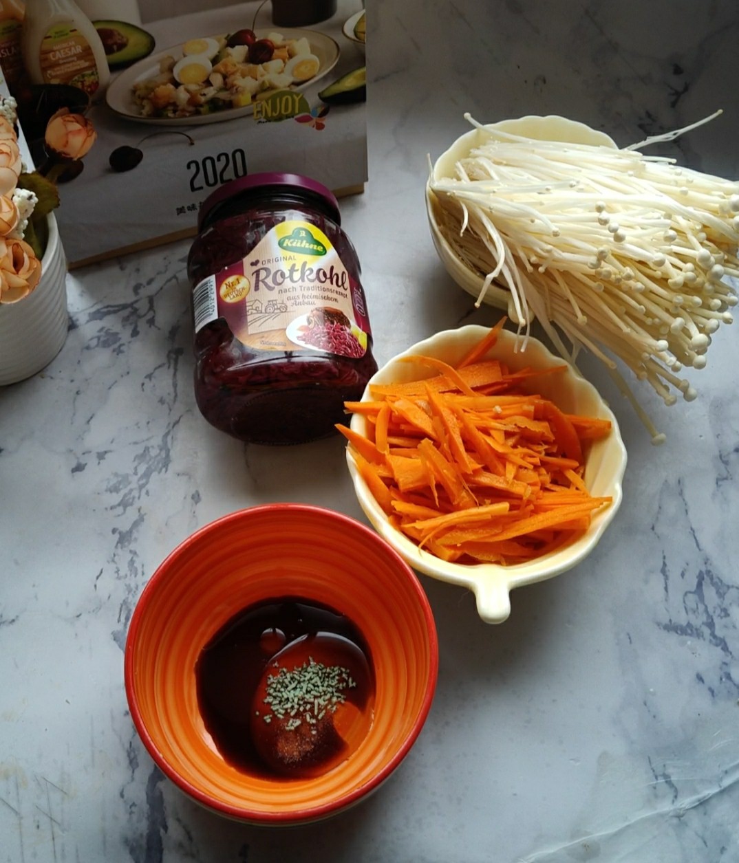 腌紅椰菜金針菇的做法-酸辣味拌菜譜-易網(wǎng)健康養(yǎng)生網(wǎng) 腌紅椰菜金針菇的做法-酸辣味拌菜譜