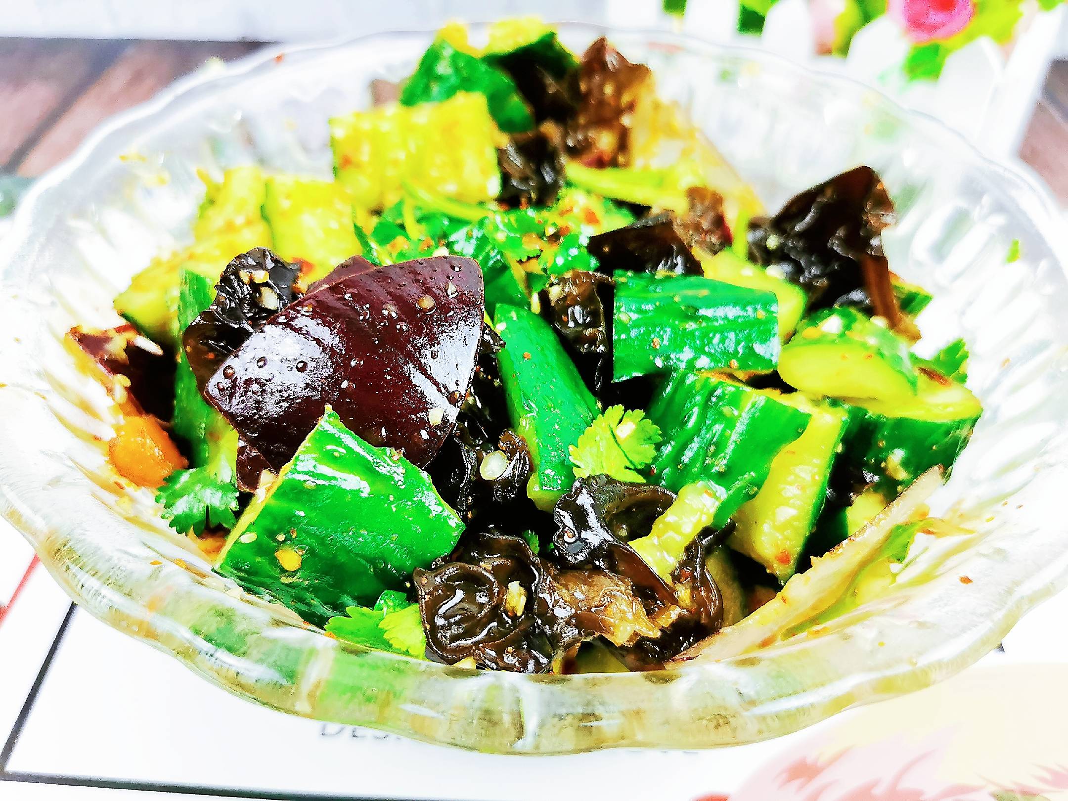 涼拌黃瓜的做法-咸鮮味拌菜譜-易網健康養生網 涼拌黃瓜的做法-咸鮮味拌菜譜