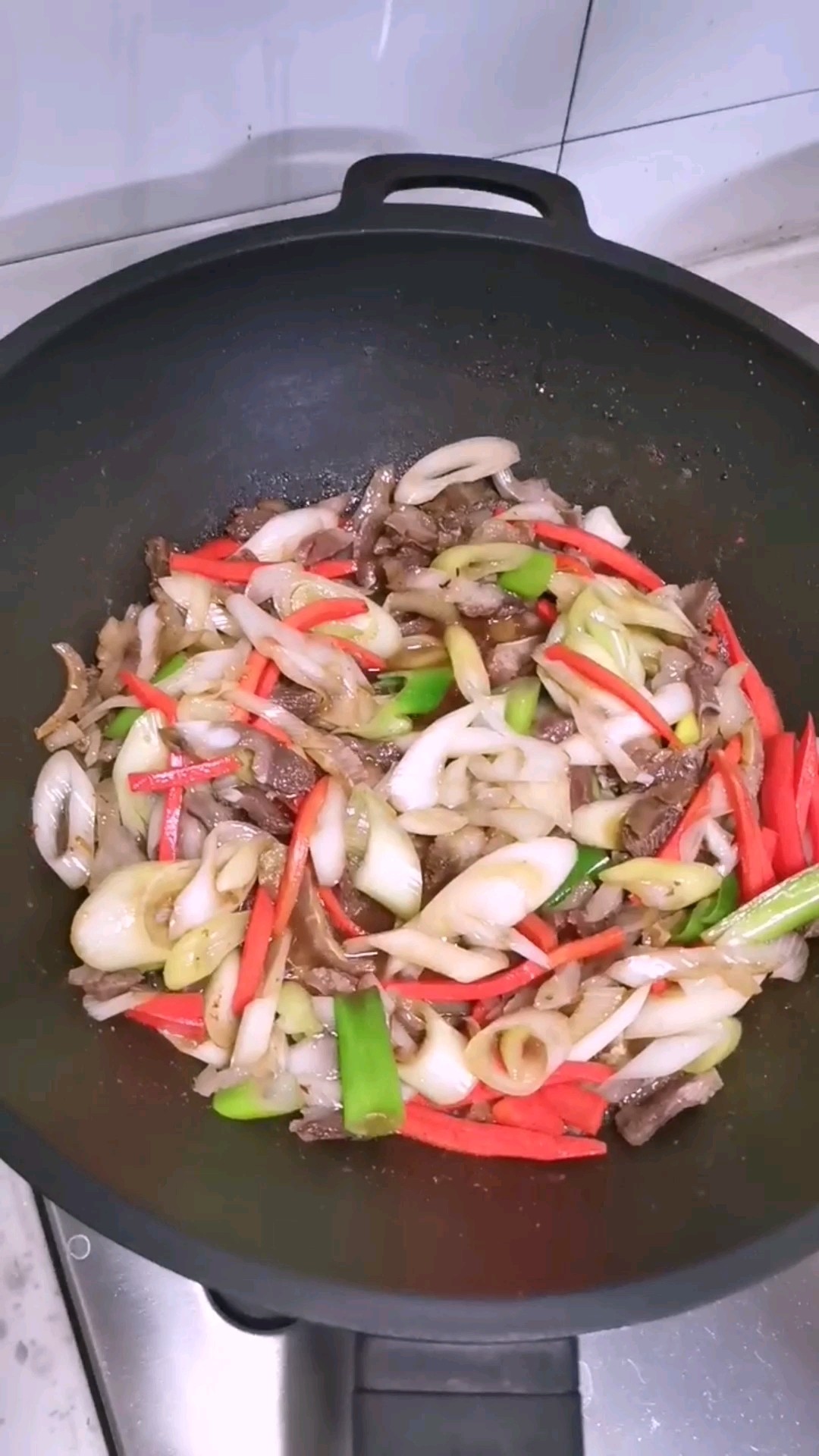 大蔥炒牛雜的做法-家常味炒菜譜