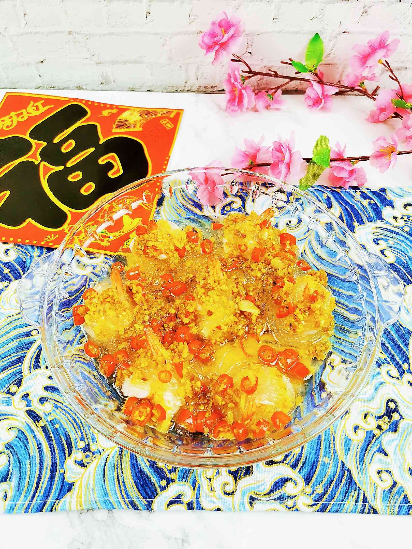 蒜蓉粉絲蒸蝦的做法-香辣味蒸菜譜-易網健康養生網 蒜蓉粉絲蒸蝦的做法-香辣味蒸菜譜