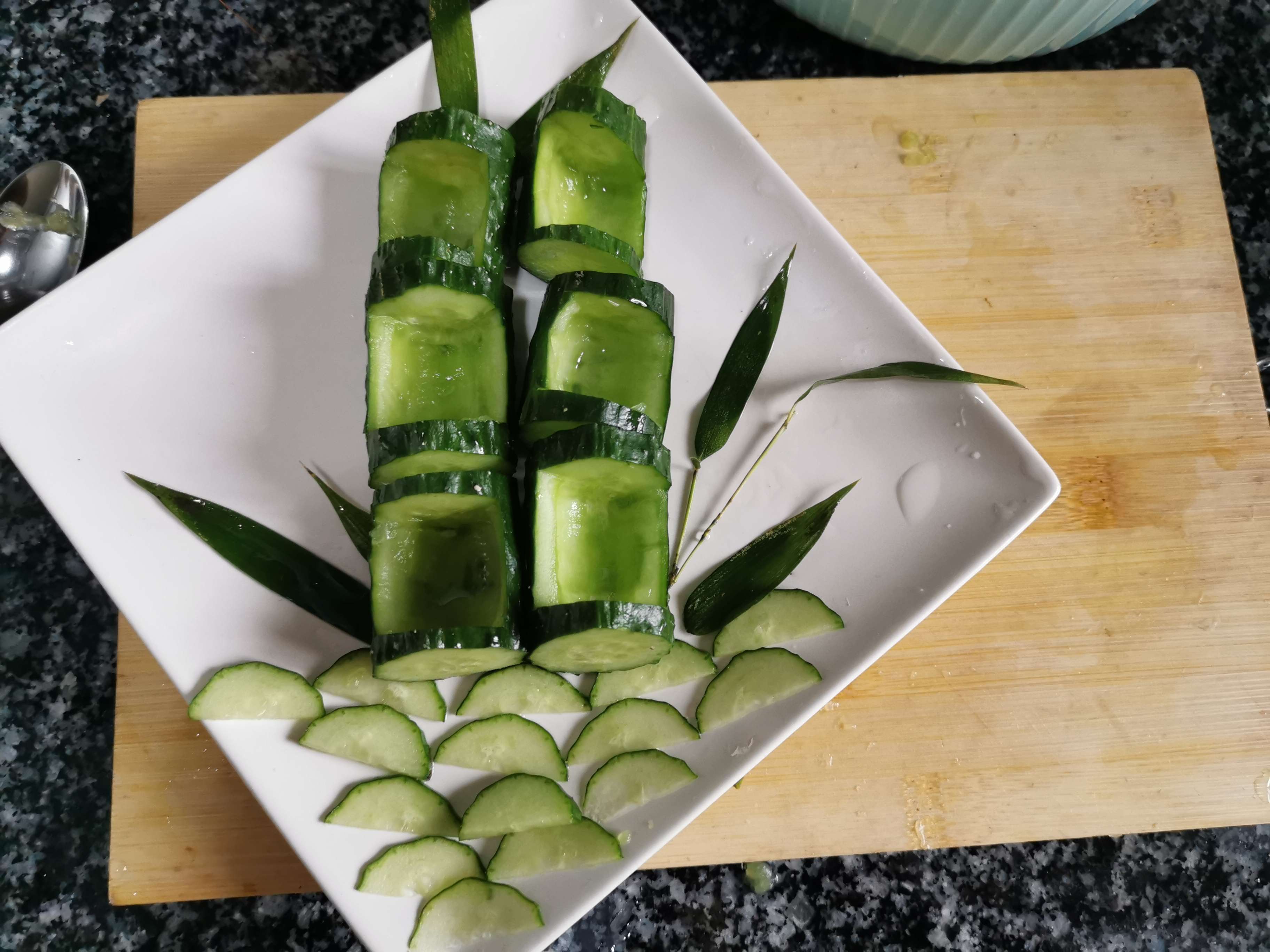 翠竹報(bào)春節(jié)節(jié)高的做法-家常味拌菜譜