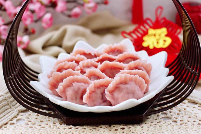 手工紅椰菜扇貝餃子的做法-家常味煮菜譜-易網健康養生網 手工紅椰菜扇貝餃子的做法-家常味煮菜譜