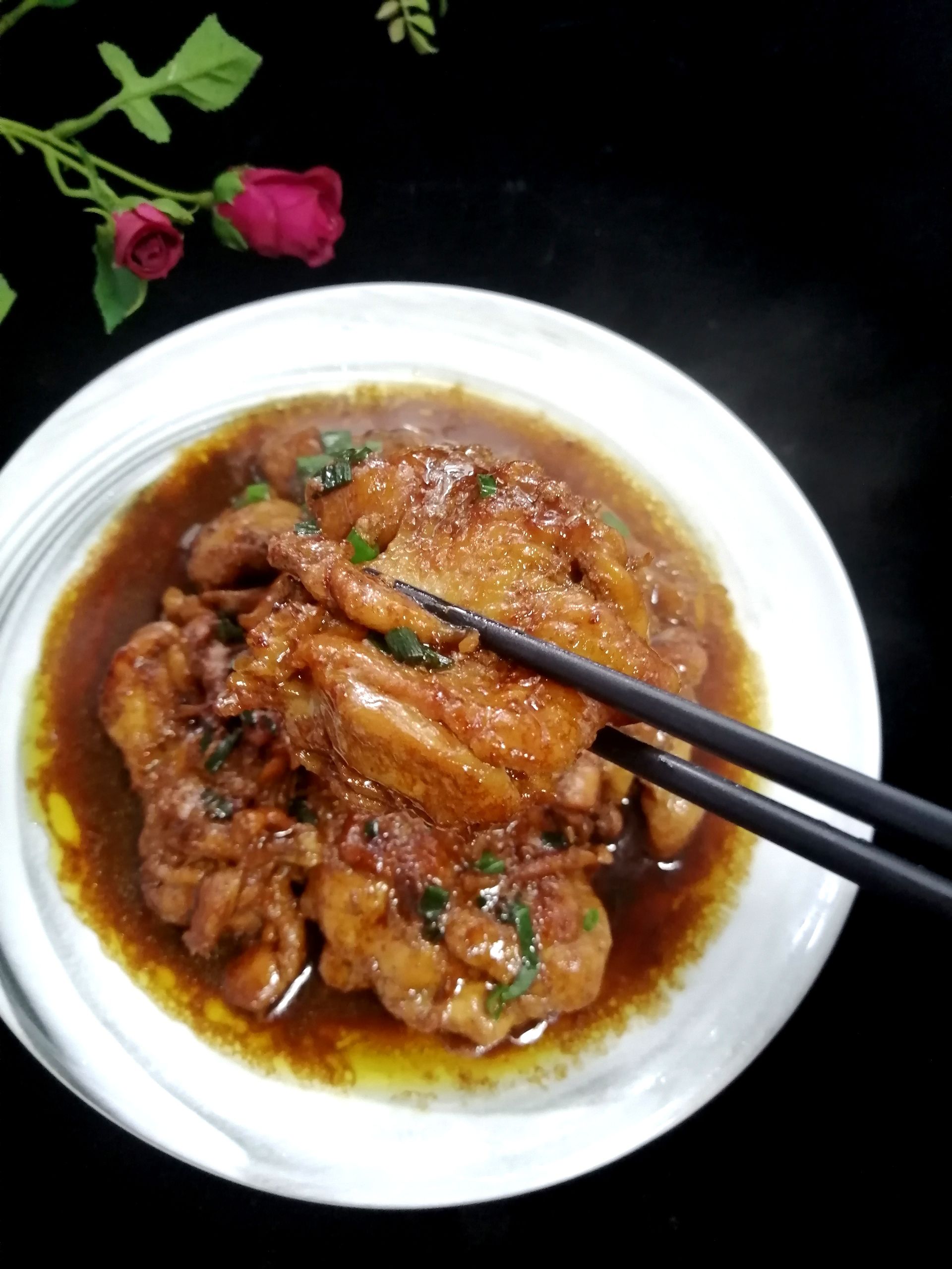 紅燒雞腿排的做法-家常味煮菜譜-易網(wǎng)健康養(yǎng)生網(wǎng) 紅燒雞腿排的做法-家常味煮菜譜