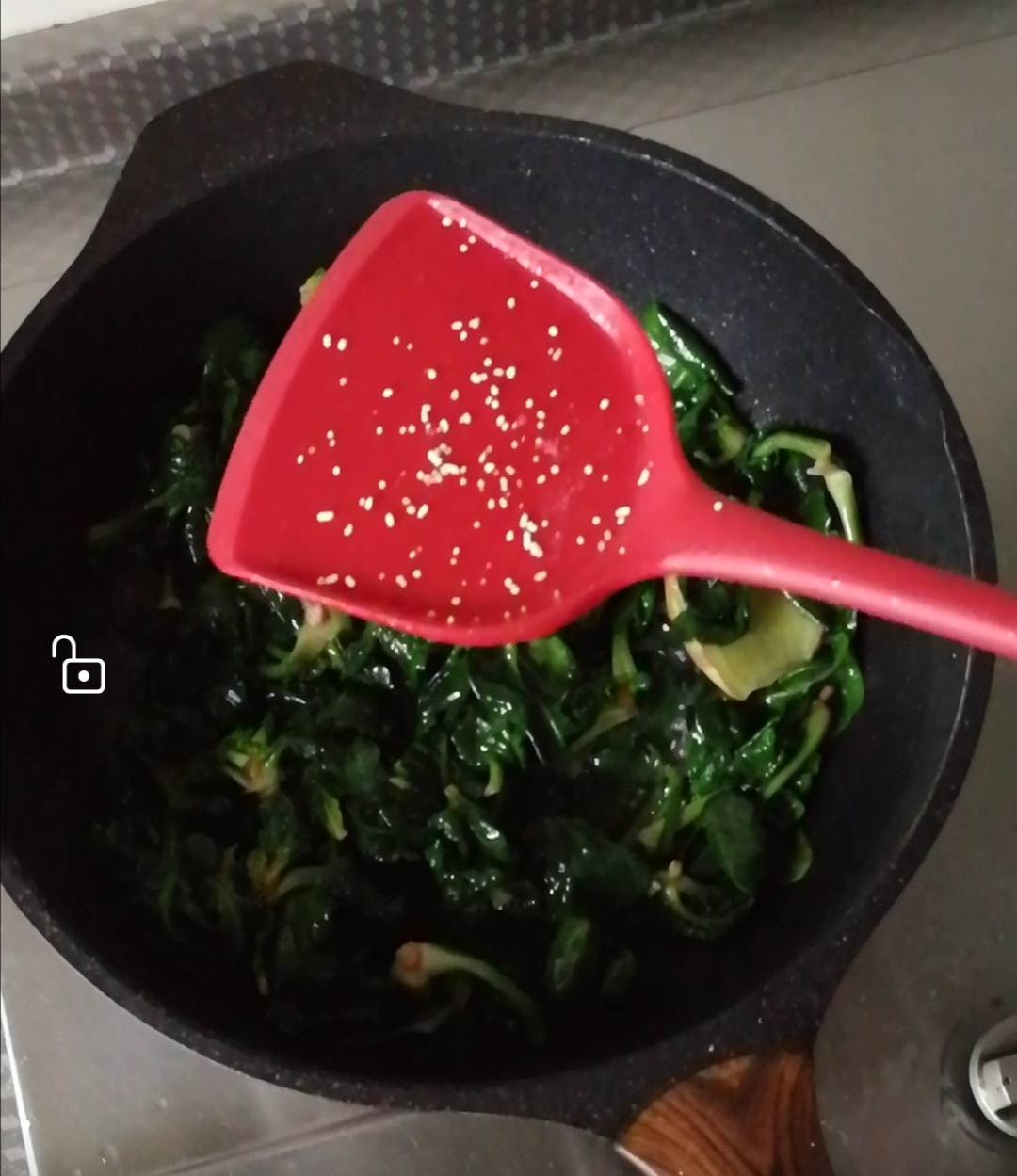 清炒菠菜的做法-家常味炒菜譜