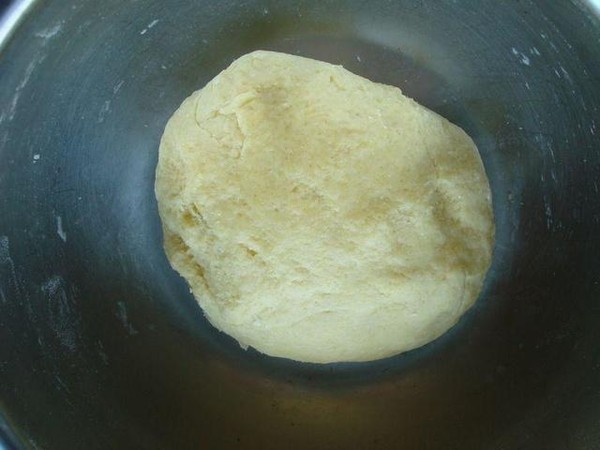 炸油角的做法-甜味炸菜譜