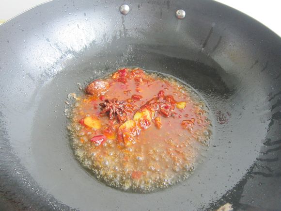紅燒牛肉的做法-家常味燒菜譜-易網健康養生網 紅燒牛肉的做法-家常味燒菜譜