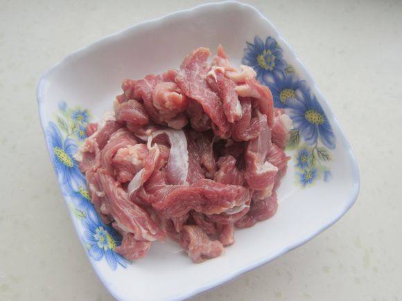 毛芹菜炒羊肉的做法-家常味炒菜譜