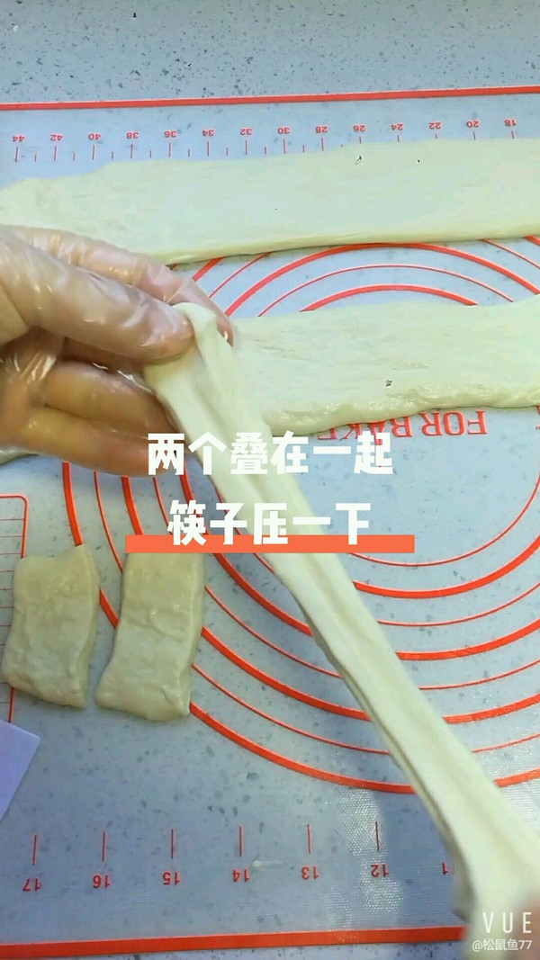 香酥大油條的做法-家常味炸菜譜