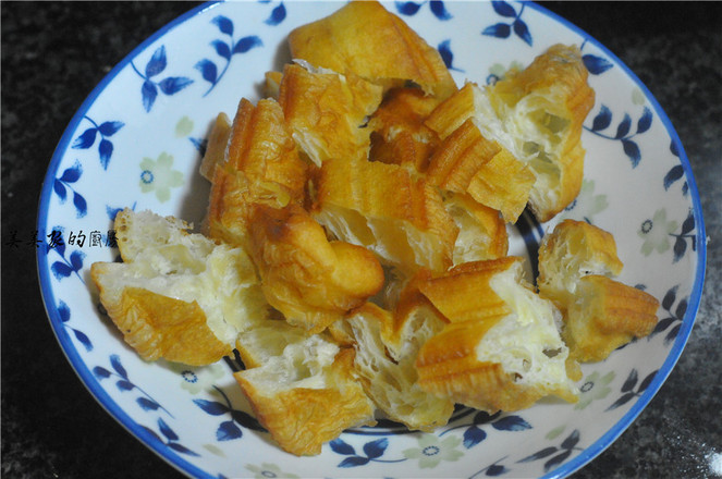 素炒油條的做法-家常味炒菜譜-易網健康養生網 素炒油條的做法-家常味炒菜譜