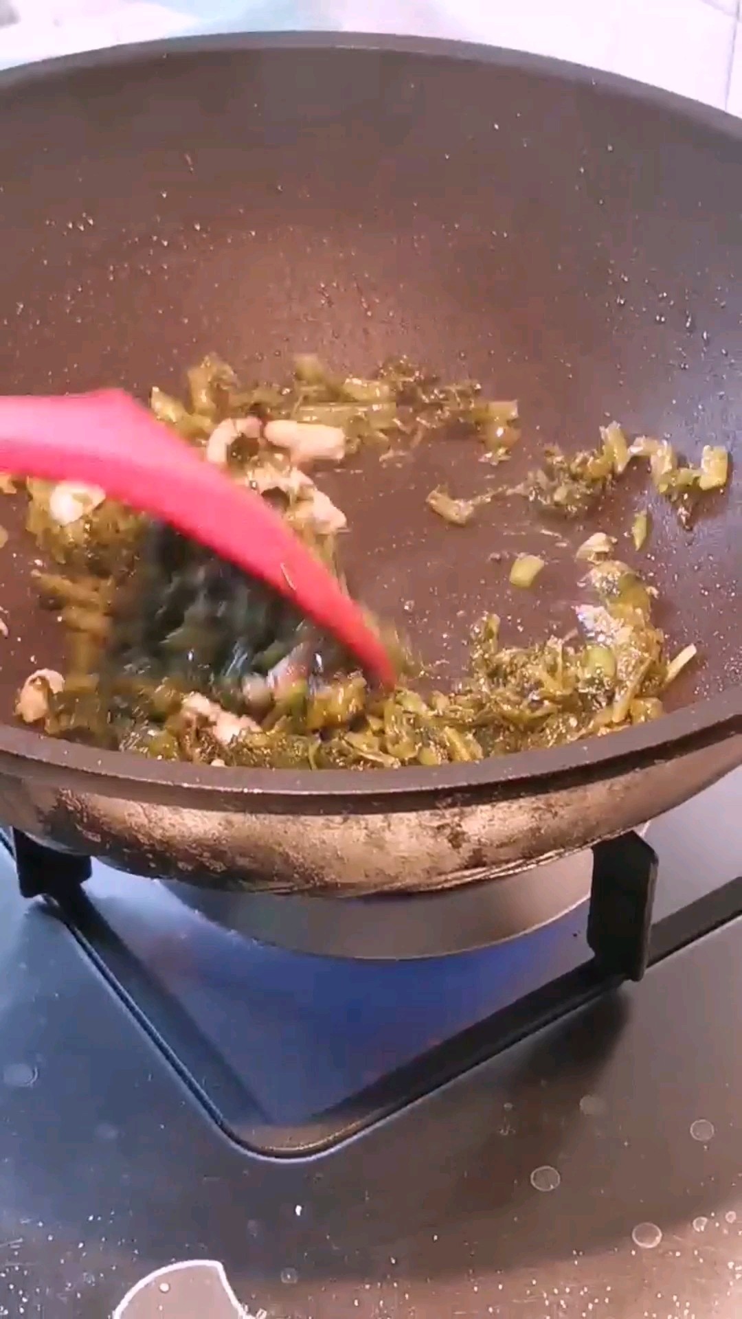 雪菜肉絲炒年糕的做法-家常味炒菜譜