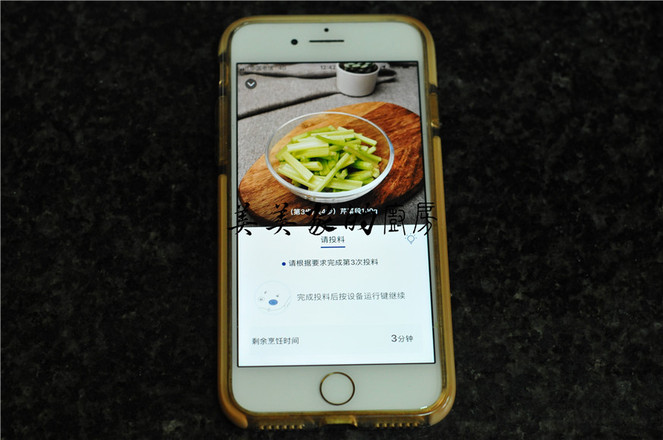 蒜苔炒豆干的做法-家常味炒菜譜