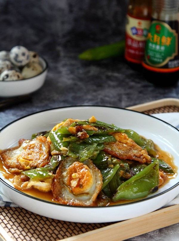 虎皮尖椒鵪鶉蛋的做法-咸鮮味煮菜譜-易網健康養生網 虎皮尖椒鵪鶉蛋的做法-咸鮮味煮菜譜
