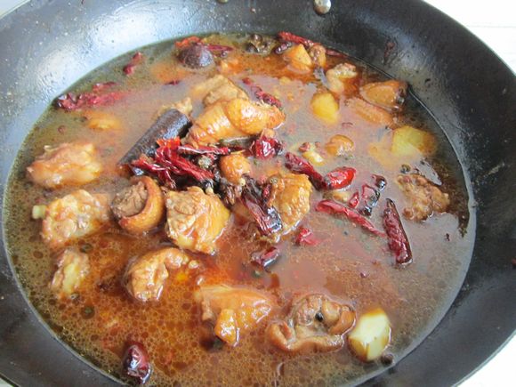 馕包大盤雞的做法-咸鮮味燒菜譜-易網(wǎng)健康養(yǎng)生網(wǎng) 馕包大盤雞的做法-咸鮮味燒菜譜