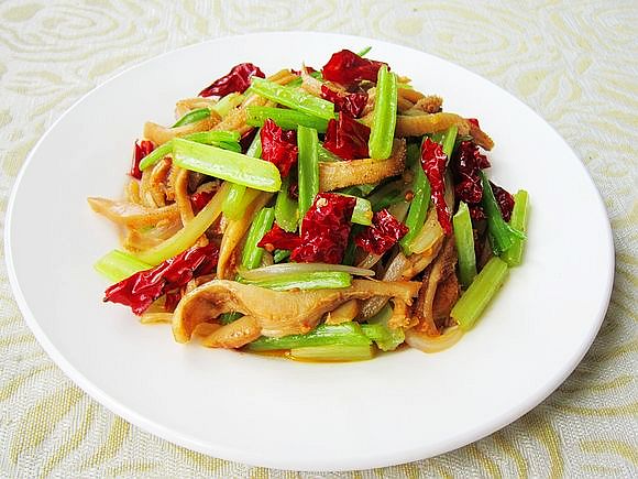 爆炒牛肚的做法-香辣味炒菜譜-易網(wǎng)健康養(yǎng)生網(wǎng) 爆炒牛肚的做法-香辣味炒菜譜
