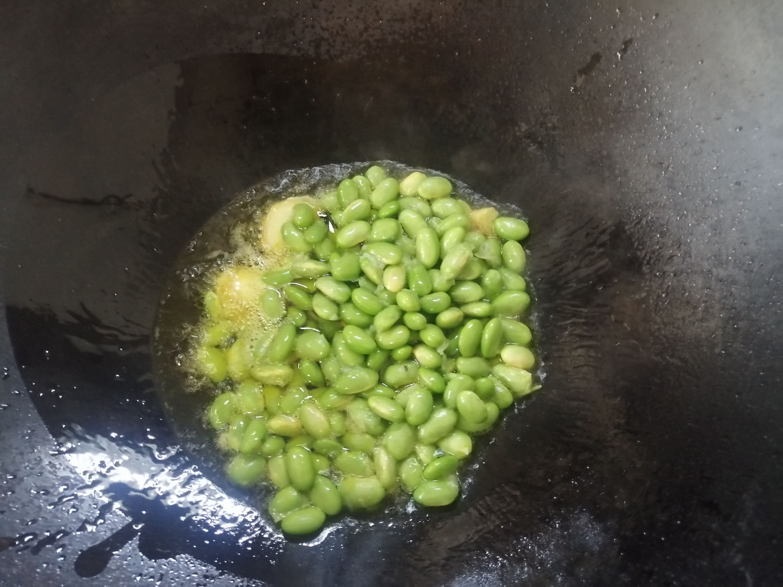 青椒毛豆米的做法-家常味炒菜譜