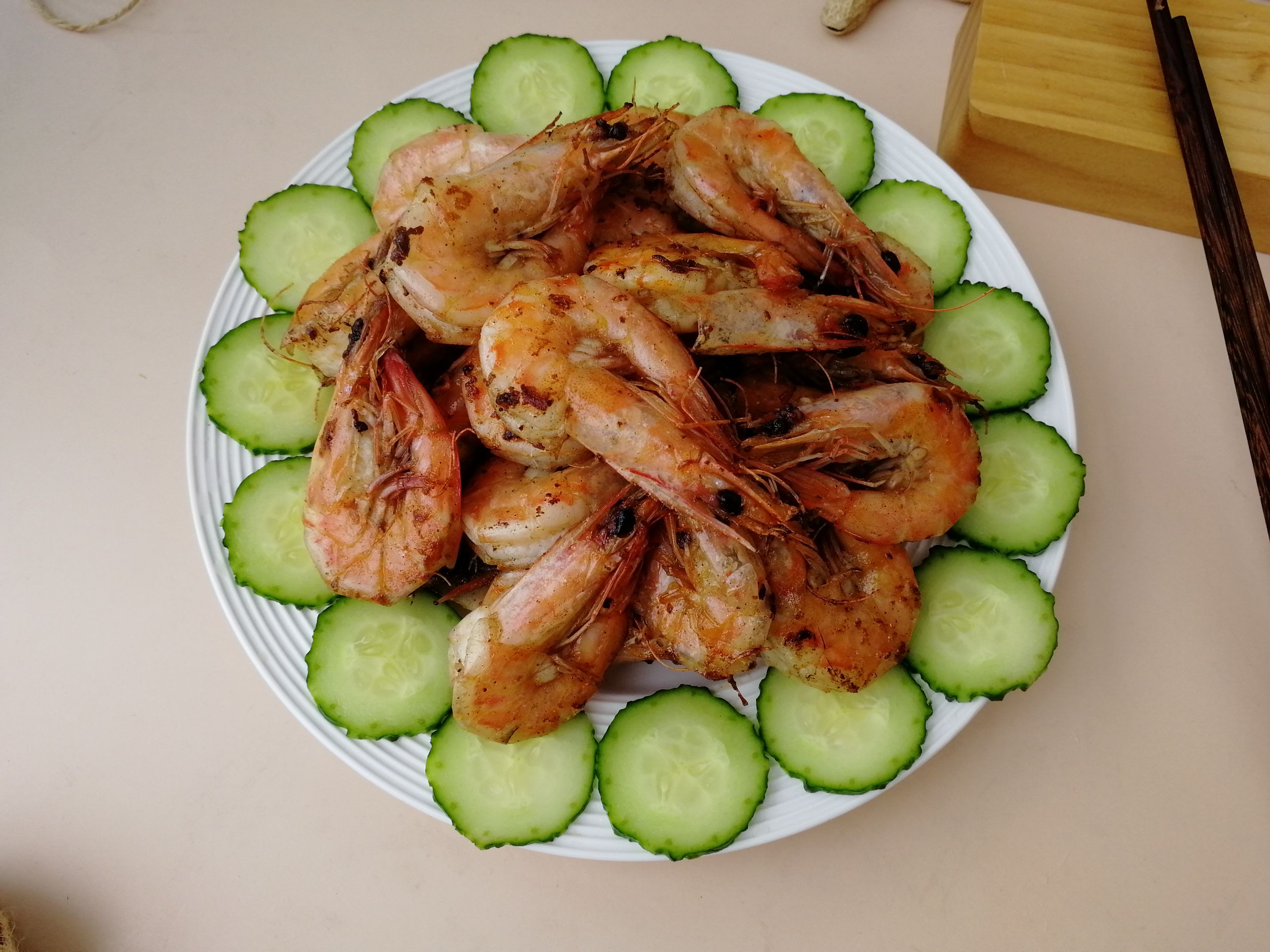 椒鹽油爆蝦的做法-咸鮮味炸菜譜-易網(wǎng)健康養(yǎng)生網(wǎng) 椒鹽油爆蝦的做法-咸鮮味炸菜譜