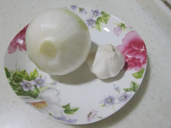 爆炒面肺子的做法-香辣味炒菜譜-易網<a href=http://www.aoa7937.com/ target=_blank class=infotextkey>健康養生</a>網 爆炒面肺子的做法-香辣味炒菜譜