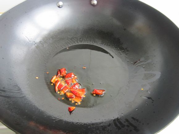 爆炒面肺子的做法-香辣味炒菜譜-易網健康養生網 爆炒面肺子的做法-香辣味炒菜譜