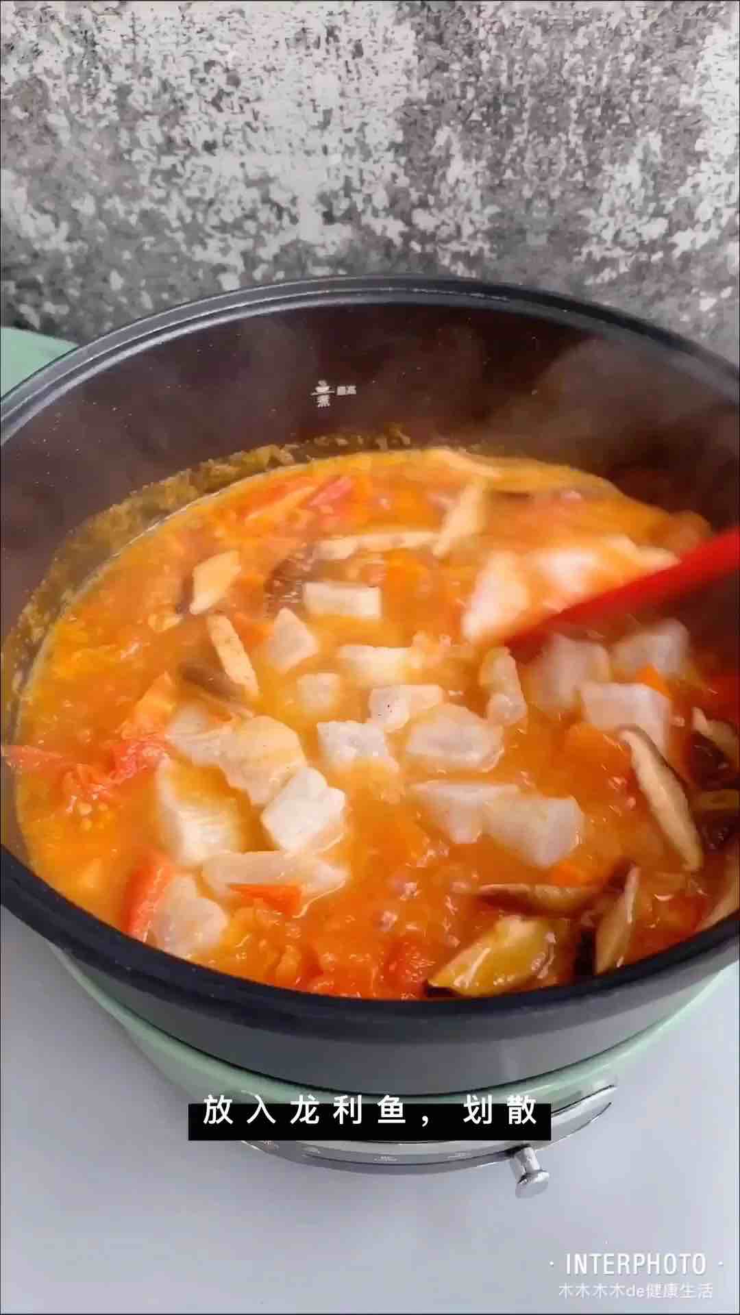 番茄龍利魚蓋飯的做法-酸甜味炒菜譜