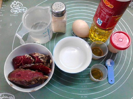 蛋蓉牛肉羹的做法-家常味煮菜譜-易網<a href=http://www.aoa7937.com/ target=_blank class=infotextkey>健康養生</a>網 蛋蓉牛肉羹的做法-家常味煮菜譜