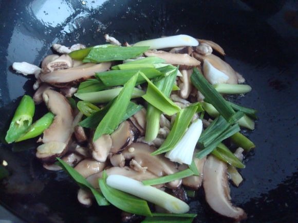 千張白菜亂燉的做法-家常味燉菜譜