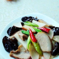 紅蘿卜黑木耳炒肉的做法-家常味炒菜譜