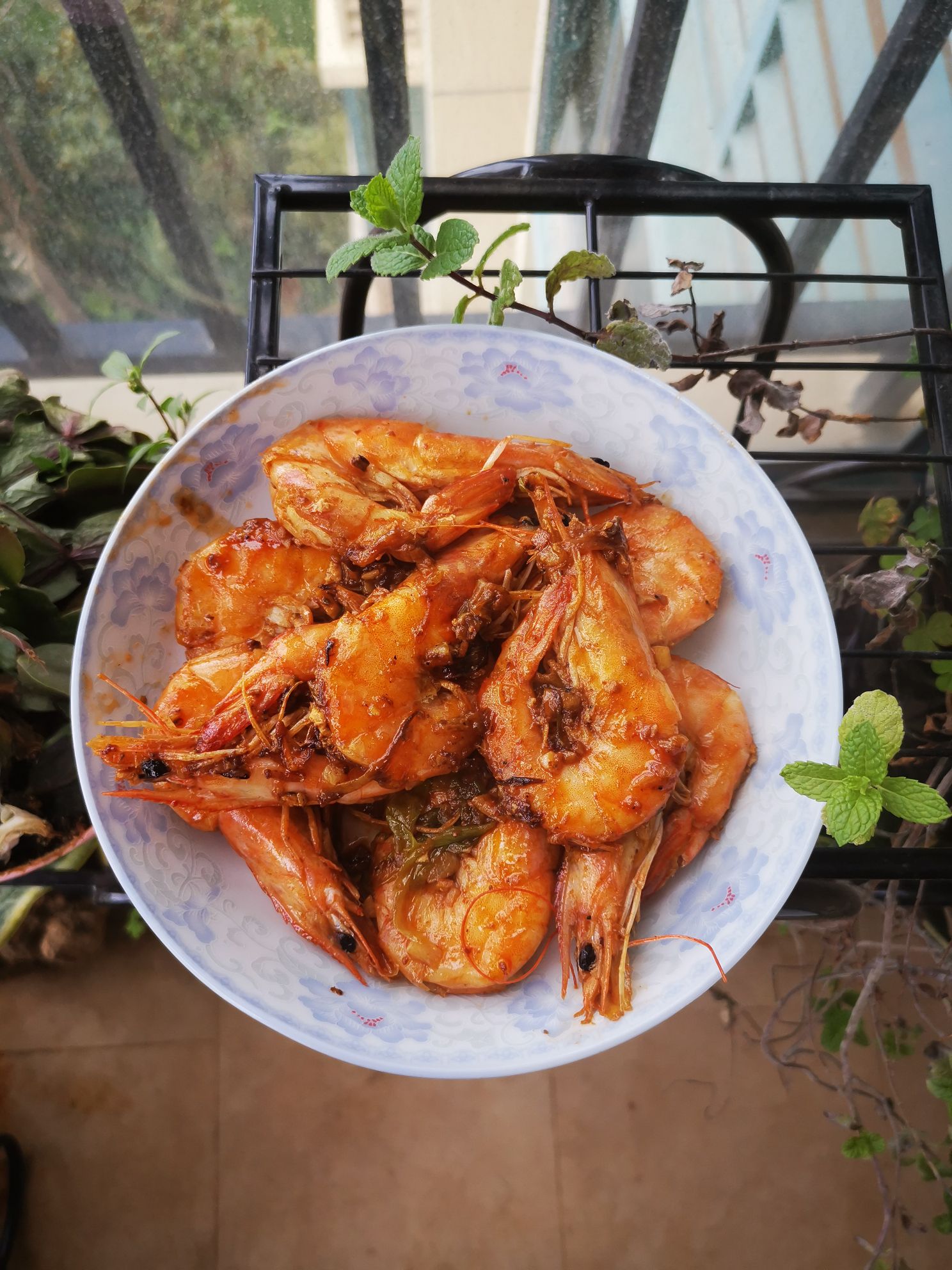 蒜蓉燜大蝦的做法-家常味炒菜譜-易網健康養生網 蒜蓉燜大蝦的做法-家常味炒菜譜