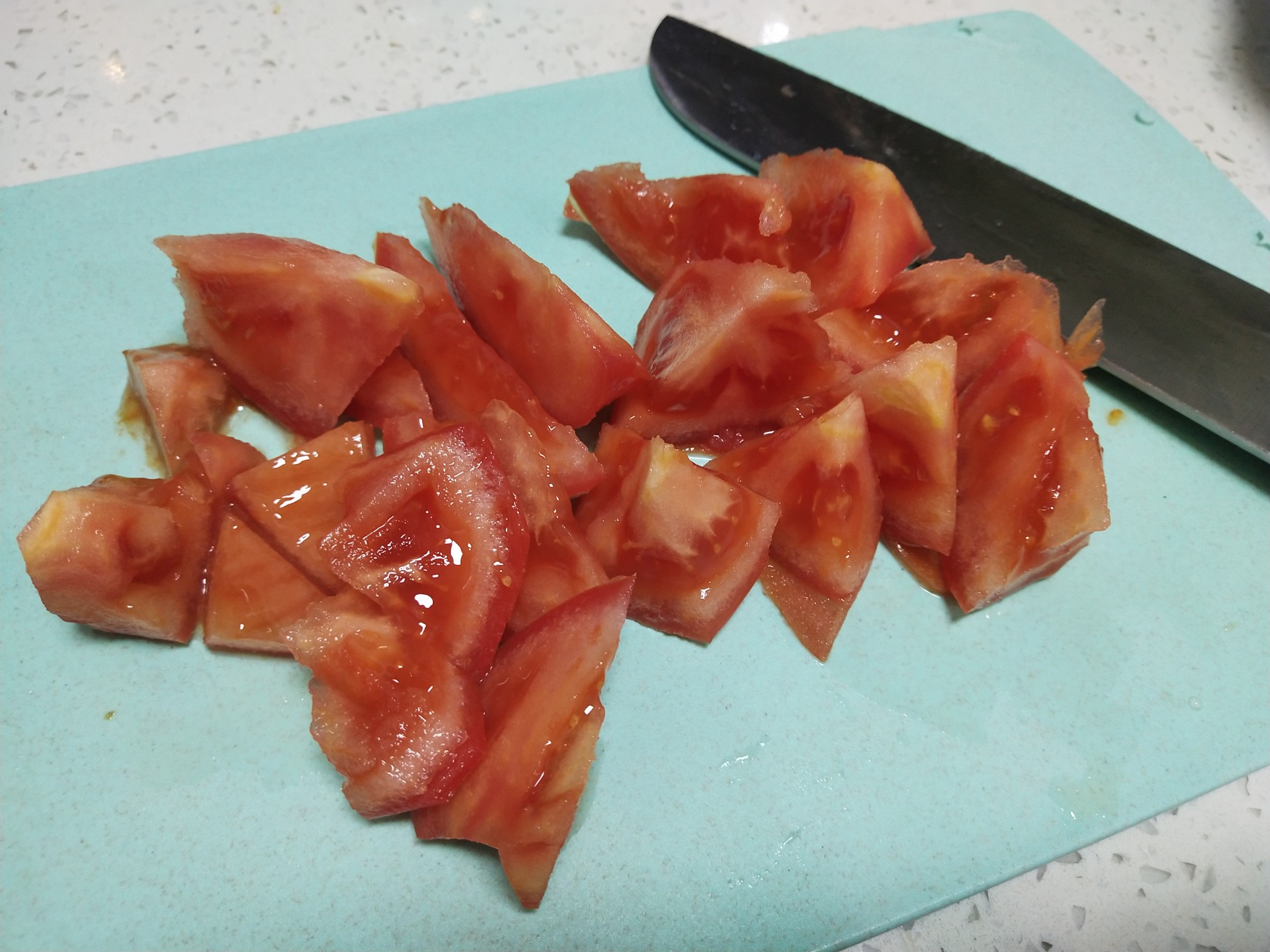 西紅柿炒雞蛋的做法-家常味炒菜譜-易網(wǎng)健康養(yǎng)生網(wǎng) 西紅柿炒雞蛋的做法-家常味炒菜譜