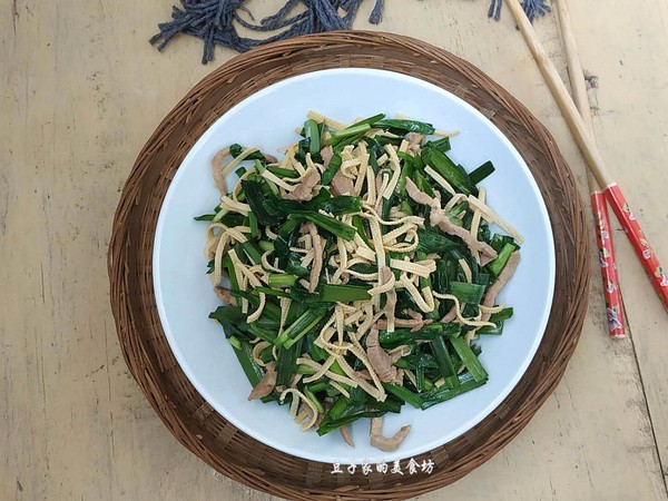 炒肉絲韭菜的做法-咸鮮味炒菜譜-易網(wǎng)健康養(yǎng)生網(wǎng) 炒肉絲韭菜的做法-咸鮮味炒菜譜