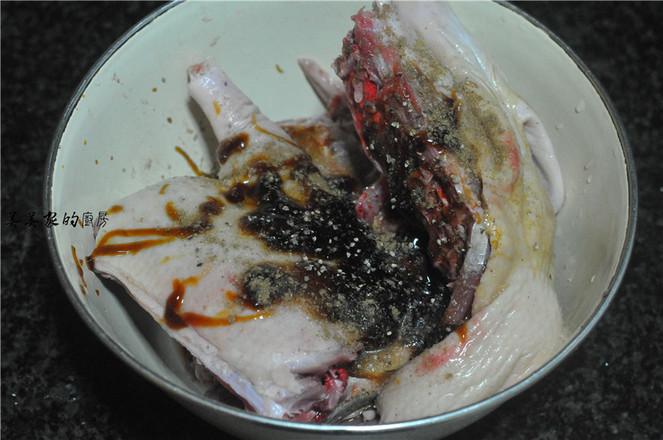 不用油做烤鴨的做法-家常味炸菜譜-易網<a href=http://www.aoa7937.com/ target=_blank class=infotextkey>健康養生</a>網 不用油做烤鴨的做法-家常味炸菜譜