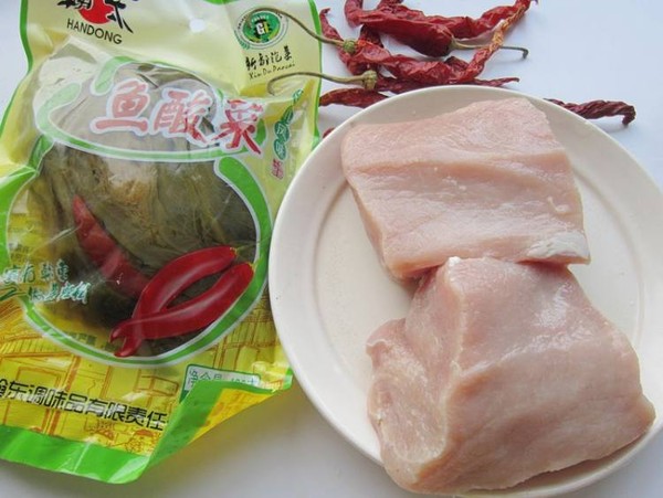 香辣酸菜肉片的做法-香辣味煮菜譜-易網<a href=http://www.aoa7937.com/ target=_blank class=infotextkey>健康養生</a>網 香辣酸菜肉片的做法-香辣味煮菜譜
