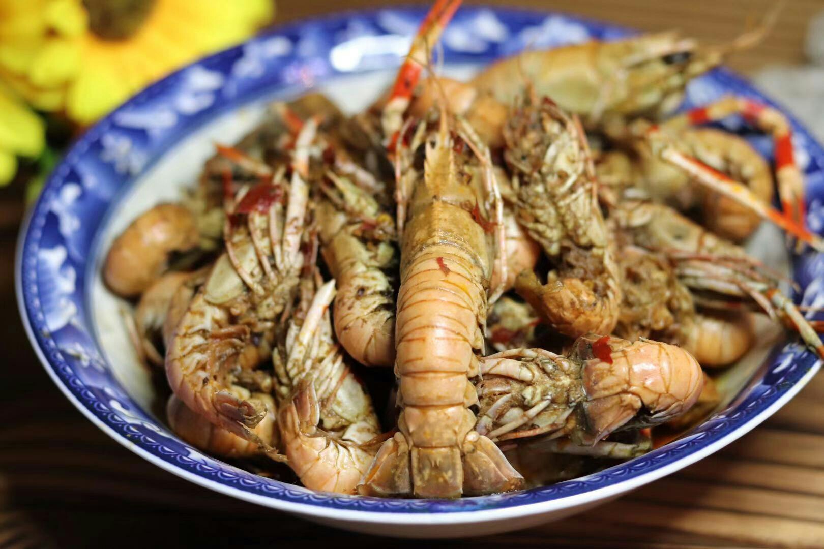 麻辣鰲蝦的做法-麻辣味炒菜譜-易網(wǎng)健康養(yǎng)生網(wǎng) 麻辣鰲蝦的做法-麻辣味炒菜譜