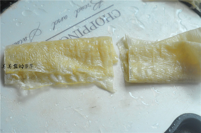 豆皮蒸肉卷的做法-家常味蒸菜譜-易網健康養生網 豆皮蒸肉卷的做法-家常味蒸菜譜