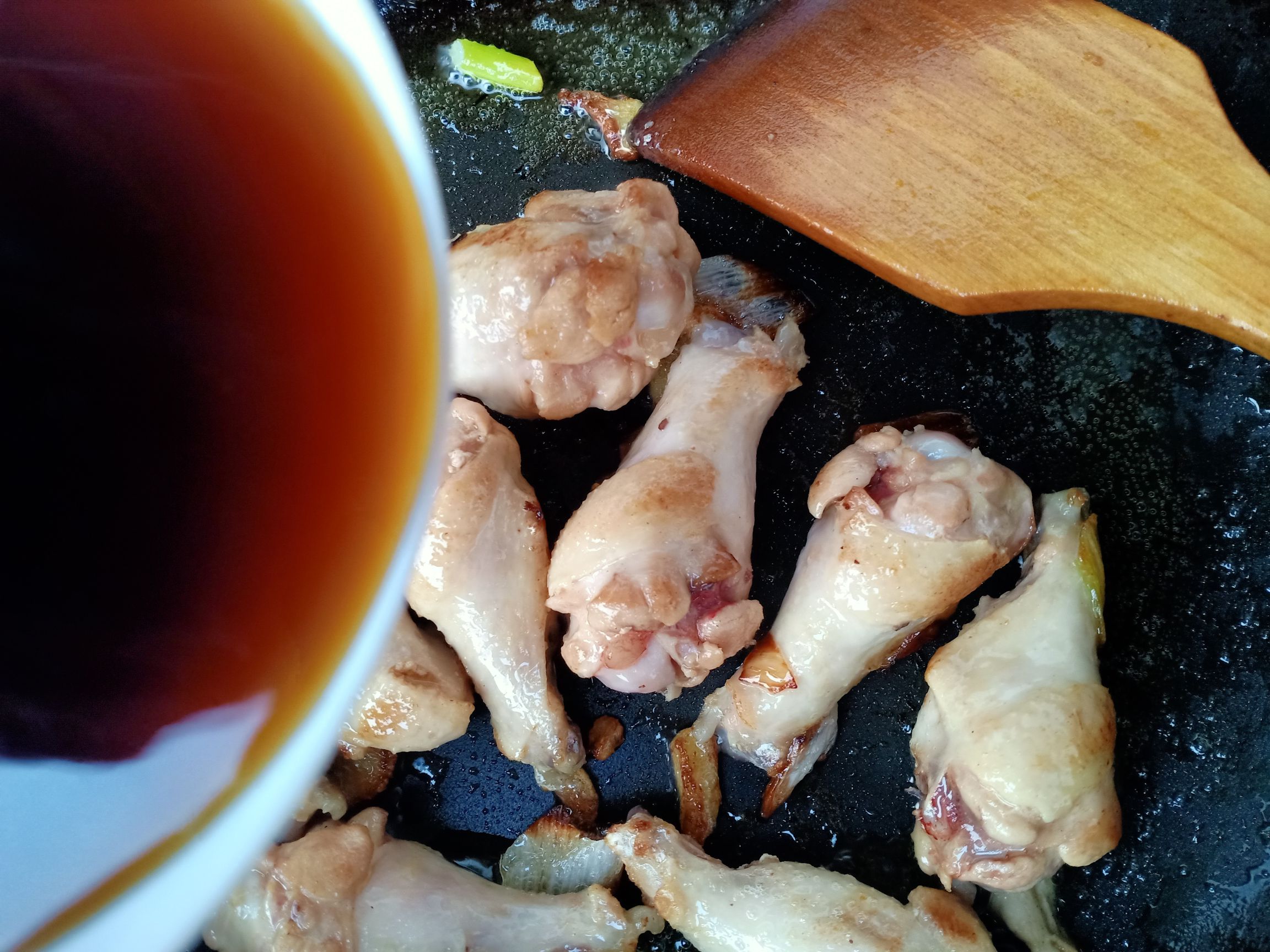 照燒雞翅根的做法-咸鮮味燒菜譜